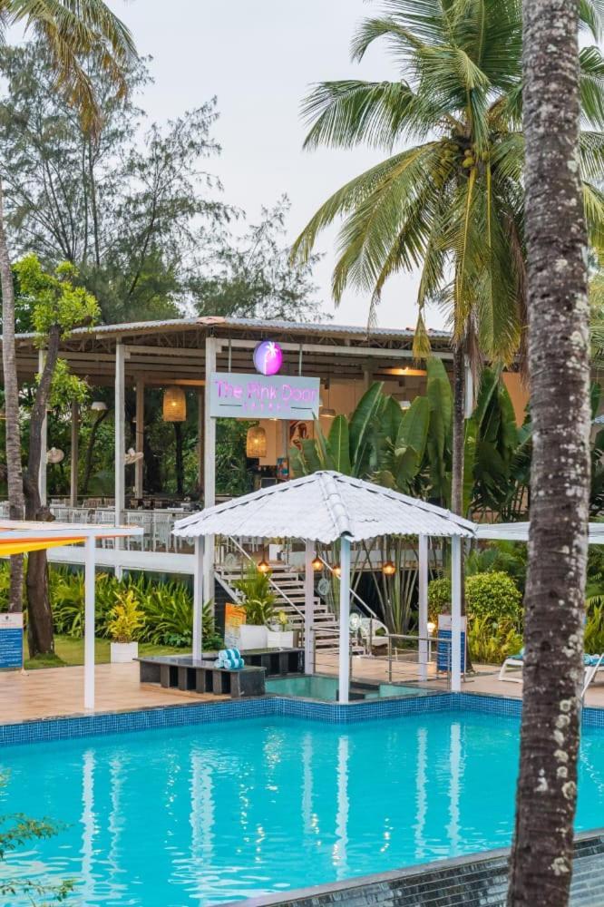 Foxoso La Beach Resort & Spa Old Goa Exterior foto